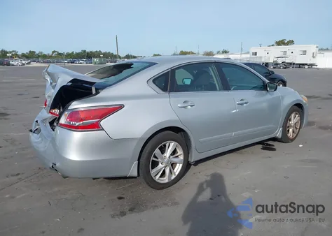 2014 Nissan Altima 2.5 Sv z USA, uszkodzony, nr VIN 1N4AL3AP7EC194868